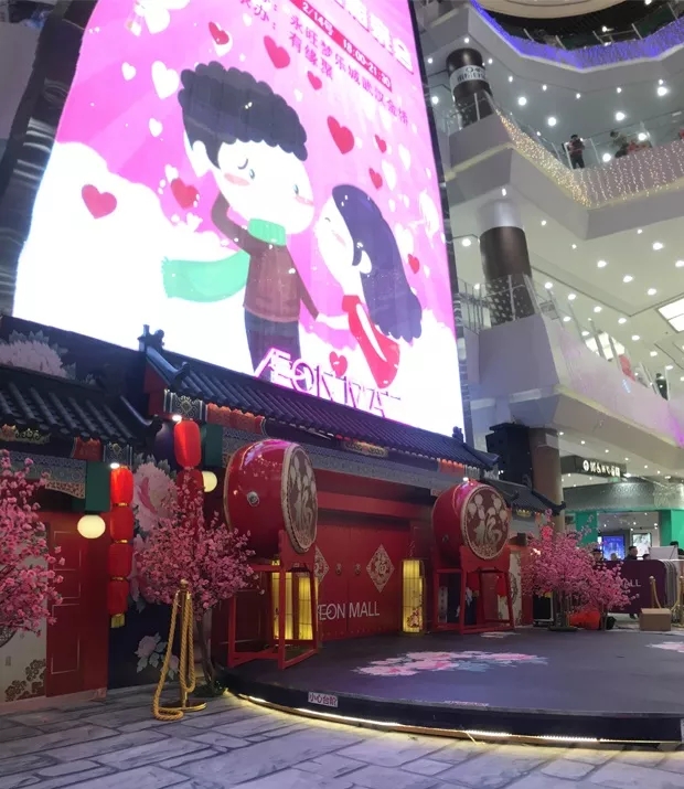 這面3層樓高的壹品玉屏，帶火這座16萬㎡購物中心的線下營銷 3.webp.jpg