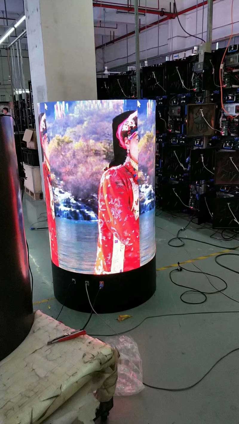 圓柱型<a href=http://suerben.cn target=_blank class=infotextkey>led顯示屏</a>